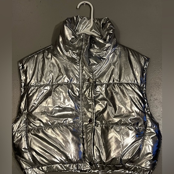 Metallic Silver Vest - Picture 1 of 2